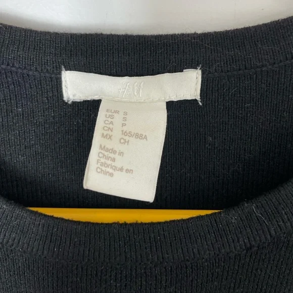 H&M sweater - Picture 3 of 5